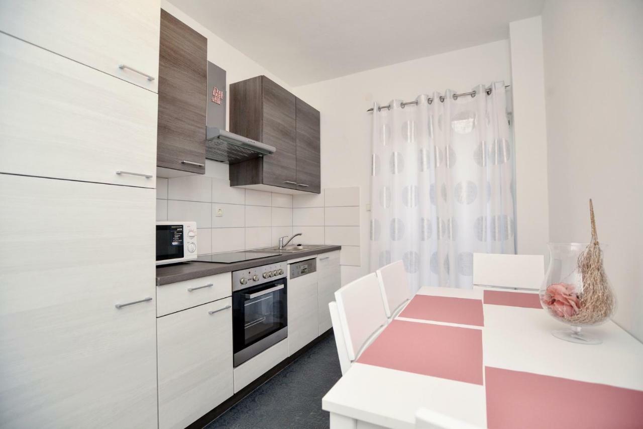 Luxury apartments Boduja Sukošan Extérieur photo